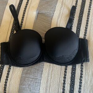 Torrid Bombshell Everyday‎ Strapless Push-Up Bra Womens Size 38DDD Black
